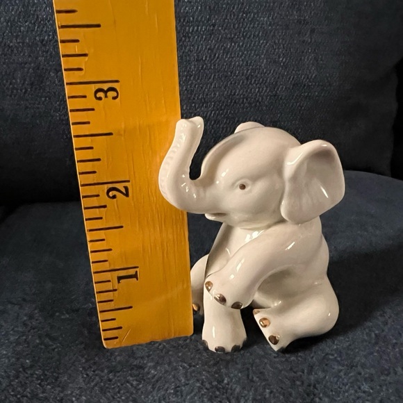 Vintage Lenox -Bone China Baby Miniature Elephant Figurine -Excellent Condition - Picture 10 of 14